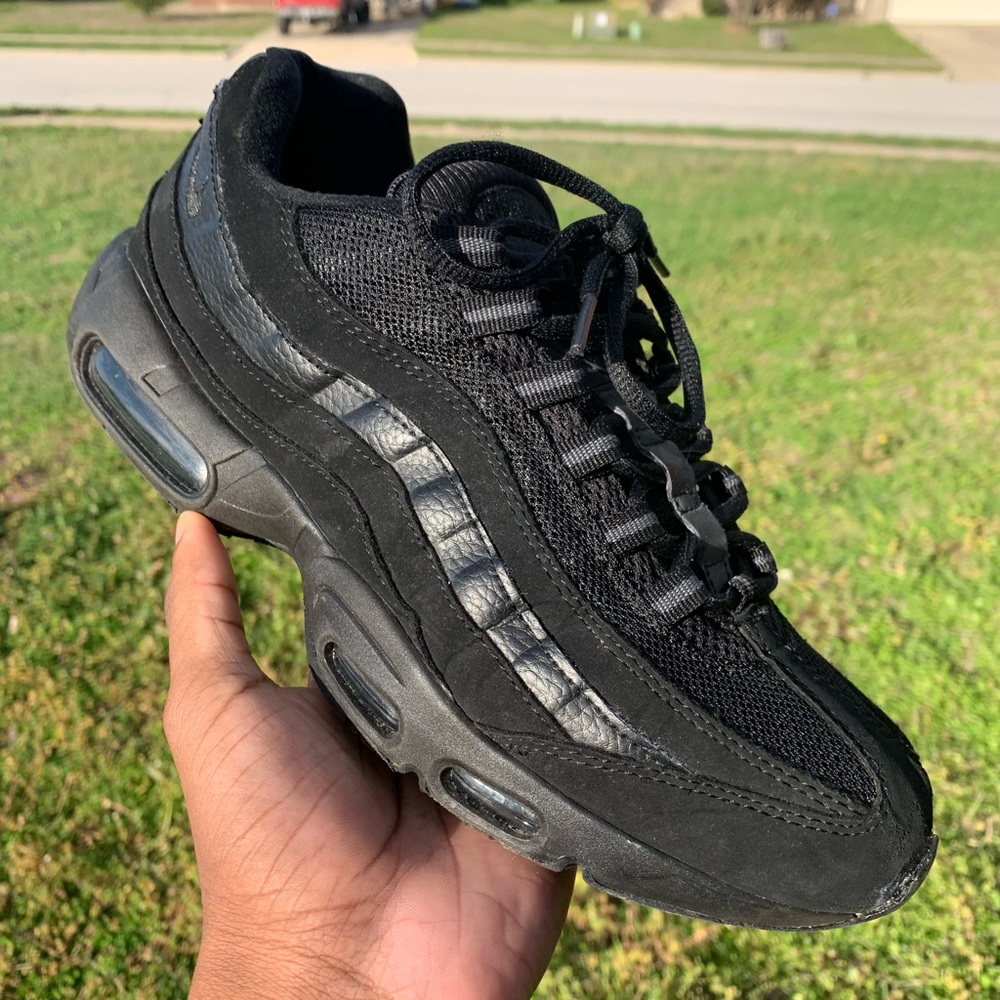 Nike Air Max 95 “Triple Black”